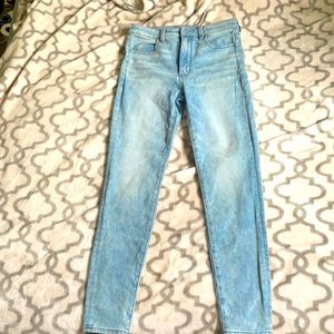 American Eagle super high-rise dream Jean